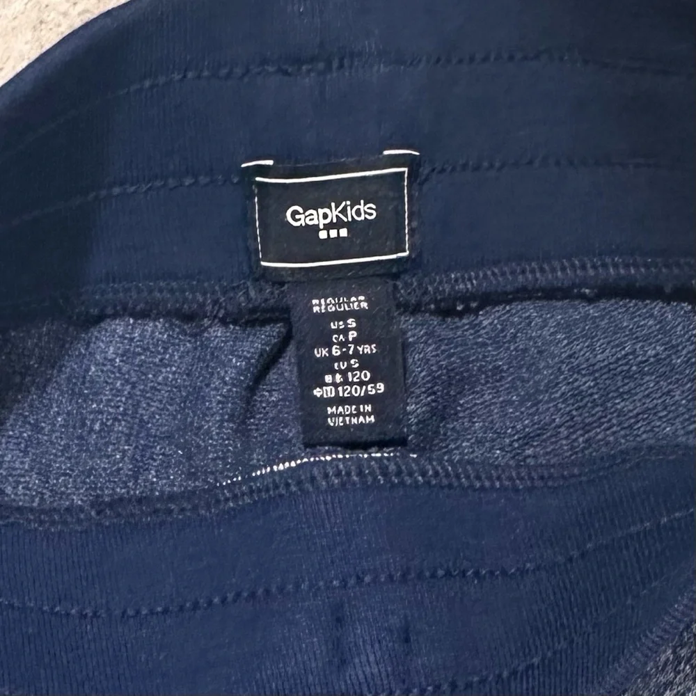 GAP Kids Blue Jogger Sweatpants with Ribbed Cuffs Size 5/6 activewear sports